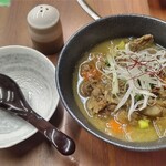 GYU BI TEI - 米沢牛すじ煮込み根菜入り