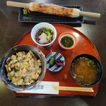 はしだて茶屋 - あさり丼＋黒ちくわ