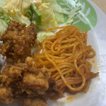 しろちゃん - 唐揚げと付け合わせ