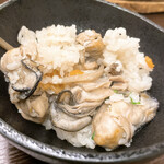 炭火焼鳥と釜飯 福田屋 - 牡蠣の釜飯