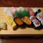 Sushi Tomi - 特製にぎり。2300円。