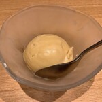 とんかつ けい太 - ローストピスタチオのアイスクリーム