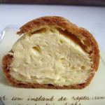 パティスリー・ラ・ノブティック - シュークリーム カット