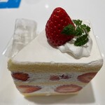 タカノフルーツパーラー - 苺のダブルショートケーキ