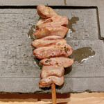 焼き鳥 とりら - 