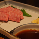 神戸牛焼肉 石田屋。Hanareの上 - 