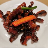 涵梅舫 銀座店 - 細切り椎茸揚げガッリクソース炒め