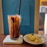 genuine - アイスカフェモカ+クッキー