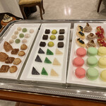 シャトー　ラ・パルム・ドール - ◉小菓子とカフェノティー
      　　ワゴンサービス（お好きなだけ… ）