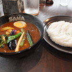 SAMA - ベジタブルカレー　９６０円　【　２０１３年５月　】