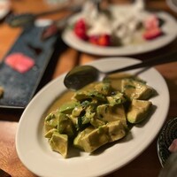 カルネジーオ イースト - 