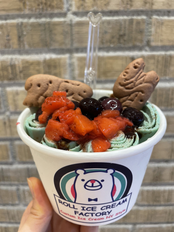 写真 : ロールアイスクリームファクトリー マルイファミリー溝口店