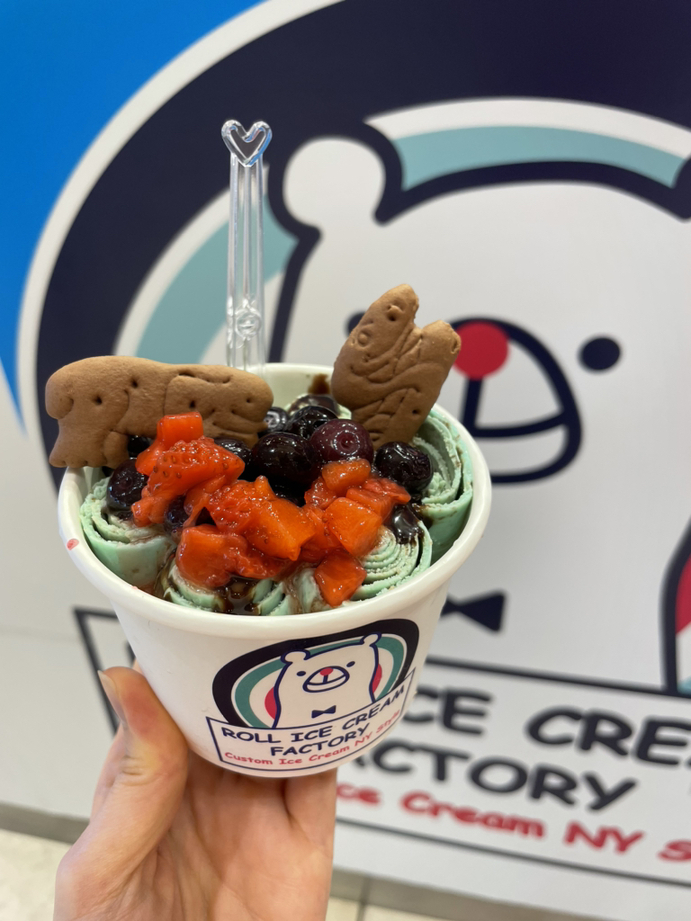 写真 : ロールアイスクリームファクトリー マルイファミリー溝口店