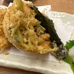 御膳蕎麦 雷門 田川 - 小柱と海老のかき揚げ