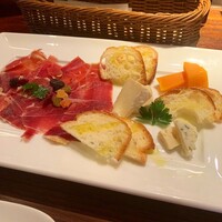 スペイン料理 La Cazuela 三ノ宮 ミント神戸店 - 