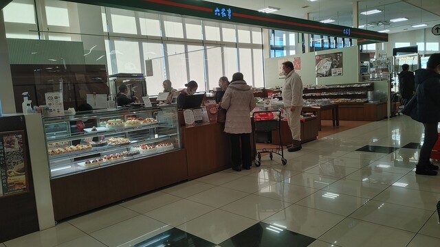 六花亭 帯広自衛隊前店 - 帯広（ケーキ）の写真