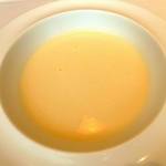 ブーケ・ド・フランス - ホワイトアスパラガスの冷製スープ