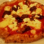 ラ・テンダ・ロッサ - 茄子とリコッタチーズのピッツァ（2013.5）