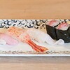 すし徳灑落 - 料理写真:美しいお寿司達。1000円。ネタは新鮮、あまーい。贅沢ながら、このお値段で食べられるのはお得かも。シャリも好きな固さに味付け。