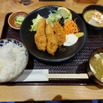 Osakanaya Yoshino - 広島産 牡蠣フライ定食 980円 ♪