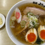 麺屋 ようすけ - にんにくラーメン　煮卵トッピング
