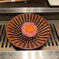 焼肉うしごろ 銀座並木通り店 - うしごろユッケ