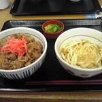 Nakau - 和風牛丼と小うどんのセット