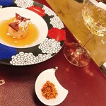 トゥ・ラ・ジョア イズム - 