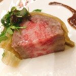 トゥ・ラ・ジョア イズム - 