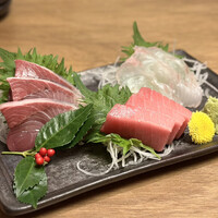 うなぎ家 しば福や - 刺し身三点盛り