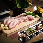 シガン 生サムギョプサル専門店 - 