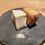 Kotaro - 大桃豆腐の食べ比べ：冷奴と揚げ