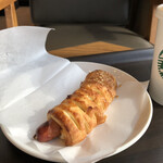 スターバックス・コーヒー - ソーセージとパイの関係って深いよね（なにが？）