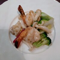 中国料理 神戸壺中天 - 本日の海鮮料理
