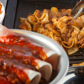 必吃可享受香味和辣味的热炭烤肉!让人上瘾的味道♪