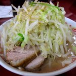 ラーメン二郎 - ラーメン小￥６５０(野菜・カラメ)