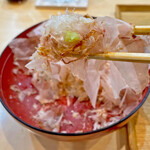 飯田商店 - 山葵を載せていただきます