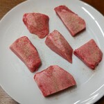 一升びん - 厚切りタン