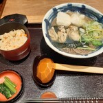 Shinshuu Sobadokoro Sojibou - 牡蠣もちそば定食