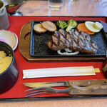 ステーキの石かわ - 松阪牛の赤身ステーキランチ