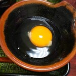 金澤屋牛肉店 - 牛鍋に付く生卵(R4.12.26撮影)