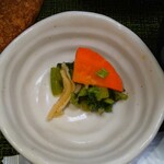 金澤屋牛肉店 - 牛鍋に付く漬物(山形名物～おみ漬)(R4.12.26撮影)