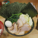 ラーメン 三亀 - 特三亀ラーメン 1000円＋キャベツ 100円