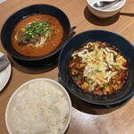 TOKYO THE MABO - 炙りチーズ陳麻婆豆腐　ハーフ¥880
                        坦々麺¥880
                        大ライス¥380