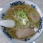 なかちゃん食堂 - 塩ラーメンのアップ