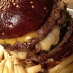 ハングリー ヘブン - チェダーとモッツァレラです