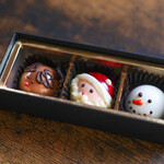チョコレートカフェ クオレ - クリスマスのボンボンショコラ☆