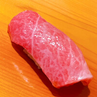 鮨 あらい - この霜降りは抜群にウンマイ。今夜のダントツナンバー1