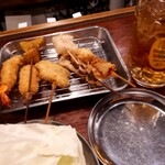 串かつ 七福神 - えび/じゃがいも/チーズ/アスパラ/もち/しいたけ/牛かつ