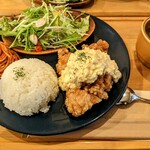 路地裏カフェ - 